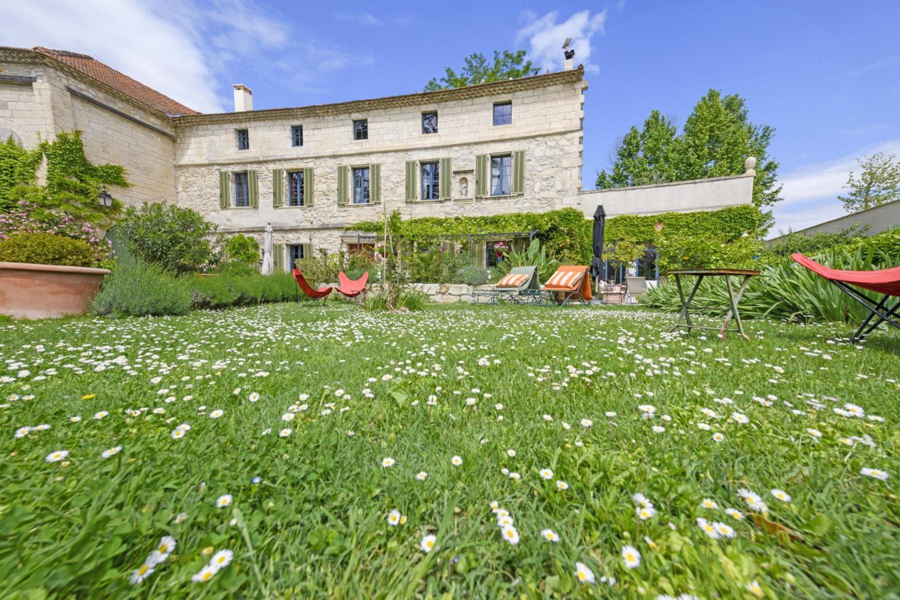 Bastide De Bellegarde Bed & Breakfast Avignon Exterior foto